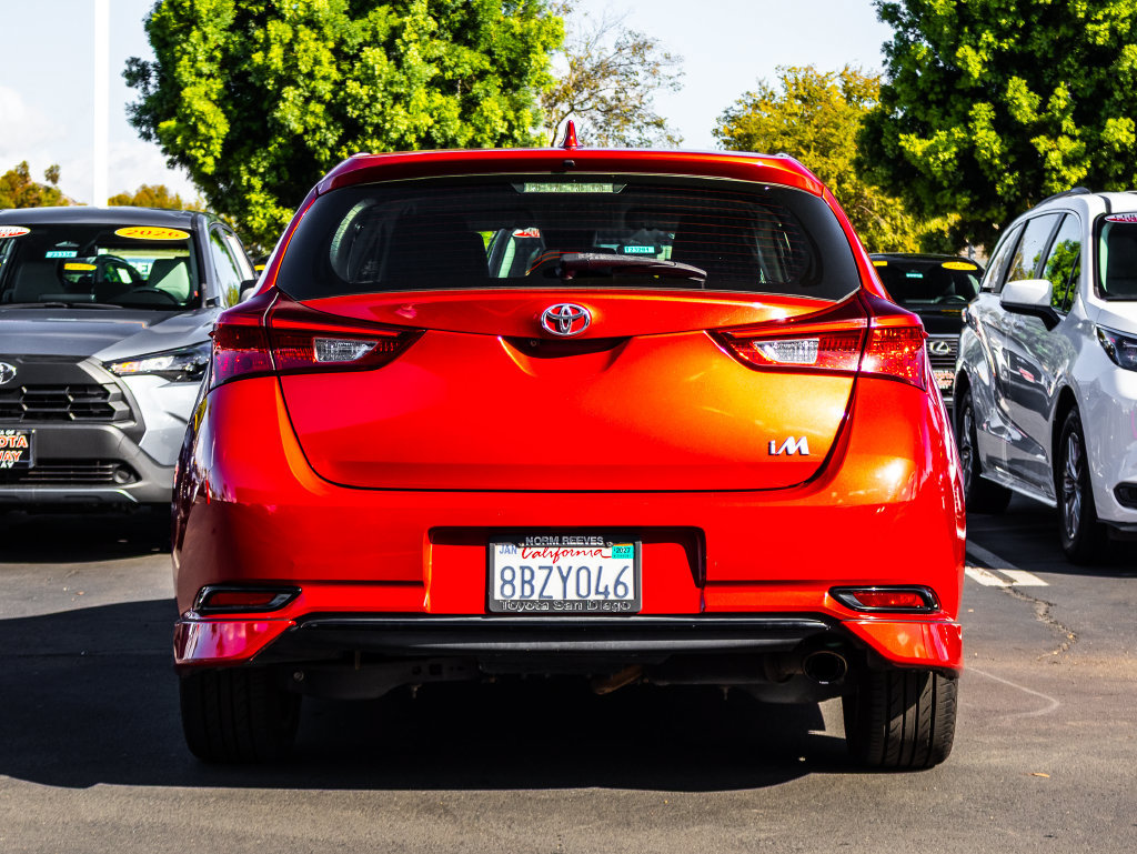 Used 2018 Toyota Corolla iM w/ Carpet Mat Package (TMS) FWD image 6