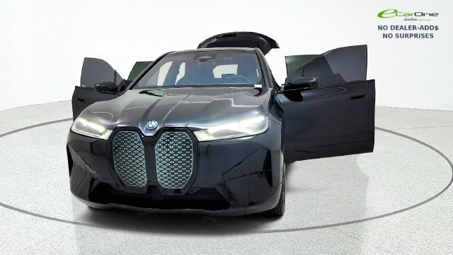 Used 2024 BMW iX xDrive50 w/ Sport Package AWD/4WD image 12