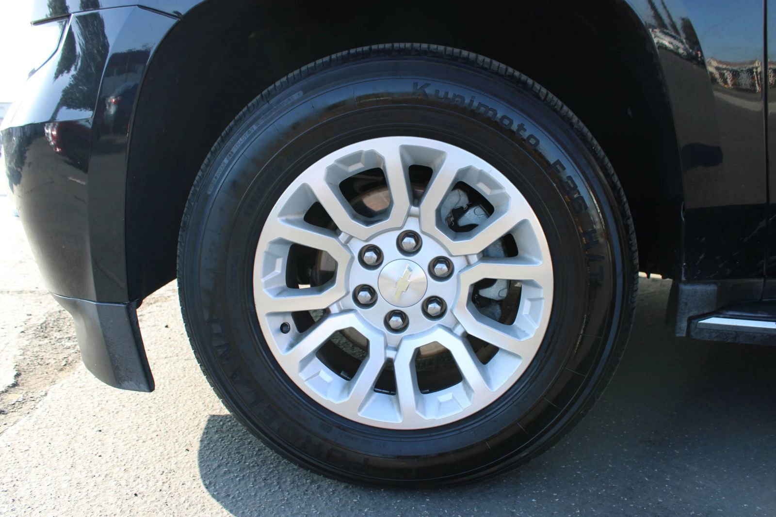 Used 2018 Chevrolet Tahoe Premier image 9