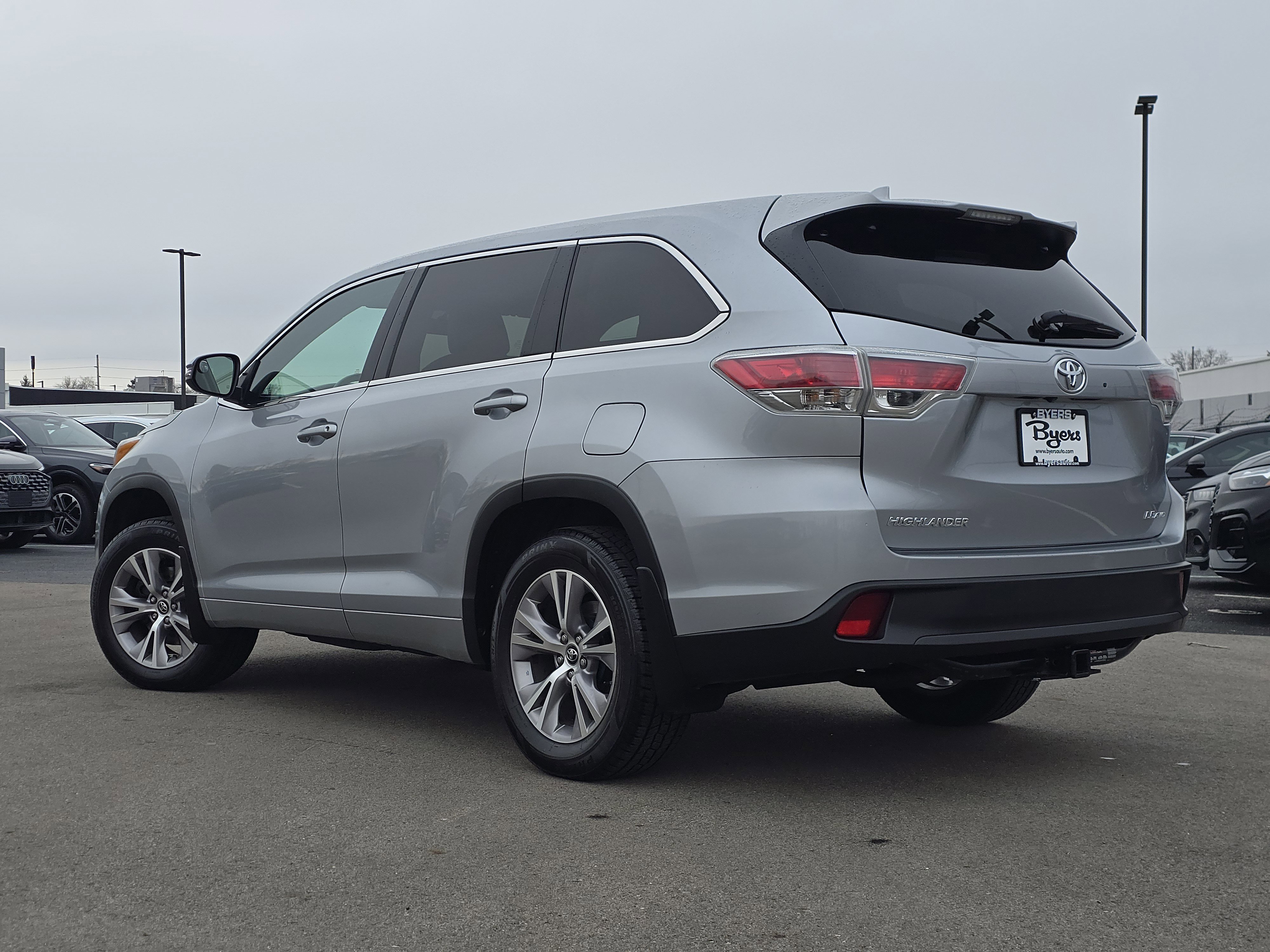 Used 2016 Toyota Highlander Plus image 5