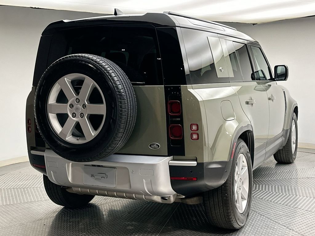 Used 2021 Land Rover Defender 110 S image 3
