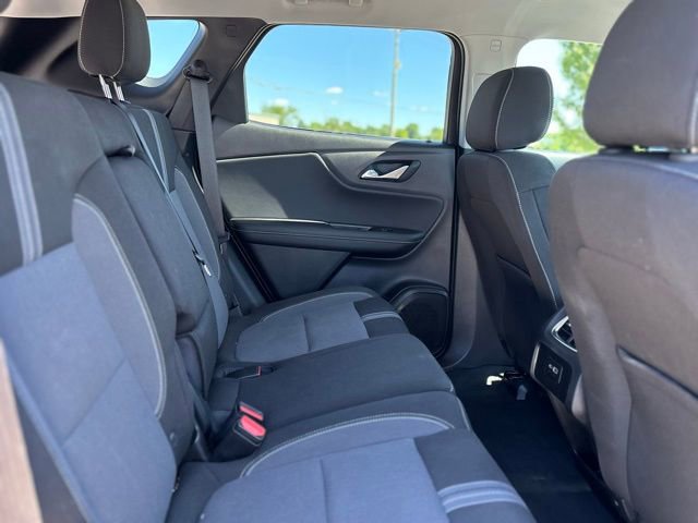 Used 2025 Chevrolet Blazer LT w/ Convenience Package image 28