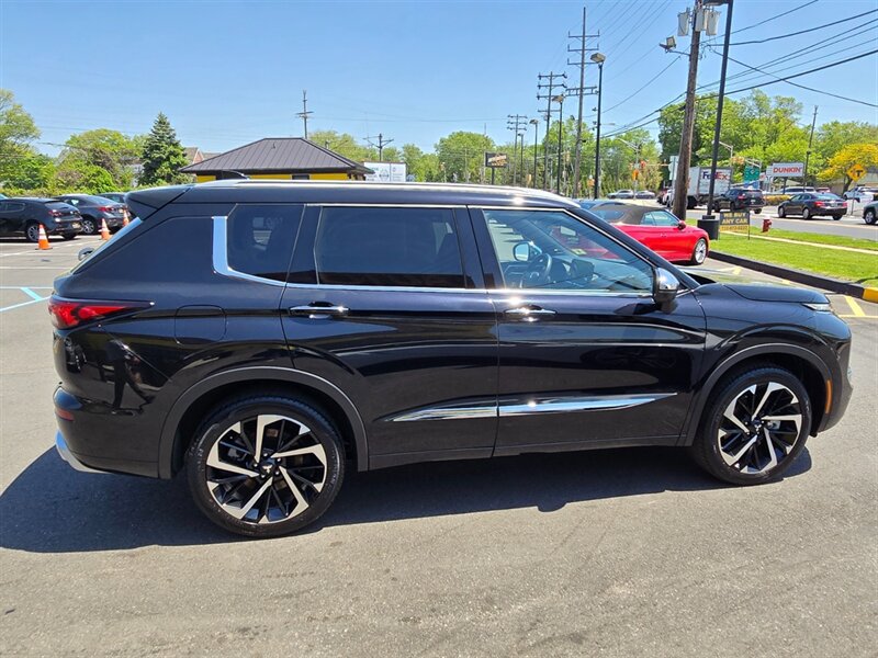 Used 2022 Mitsubishi Outlander SEL AWD/4WD image 27