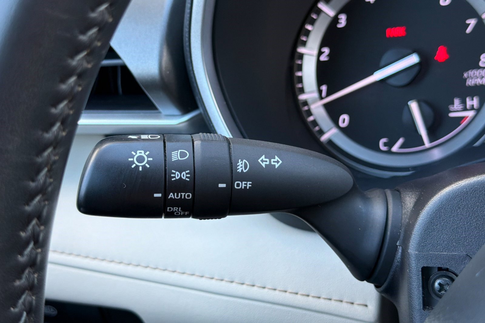 Used 2022 Toyota Highlander XLE image 33