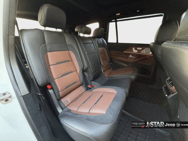 Used 2024 Mercedes-Benz GLS 63 AMG 4MATIC image 31