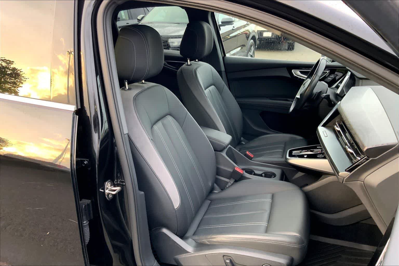 Used 2024 Audi Q4 e-tron Premium AWD/4WD image 13