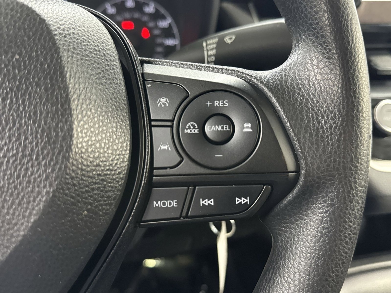 Used 2023 Toyota Corolla LE image 36