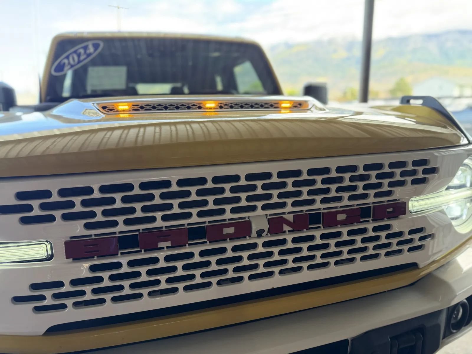 Used 2024 Ford Bronco Heritage Edition AWD/4WD image 40