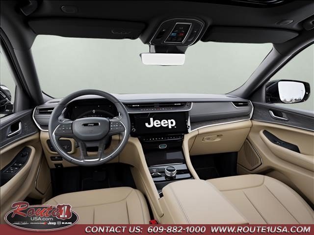 New 2026 Jeep Grand Cherokee Limited w/ Luxury Tech Group II AWD/4WD image 15