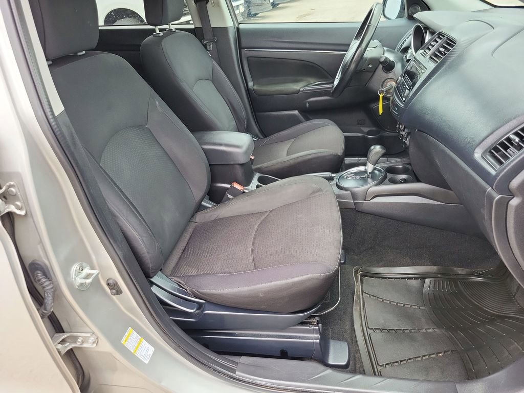 Used 2015 Mitsubishi Outlander Sport ES image 23