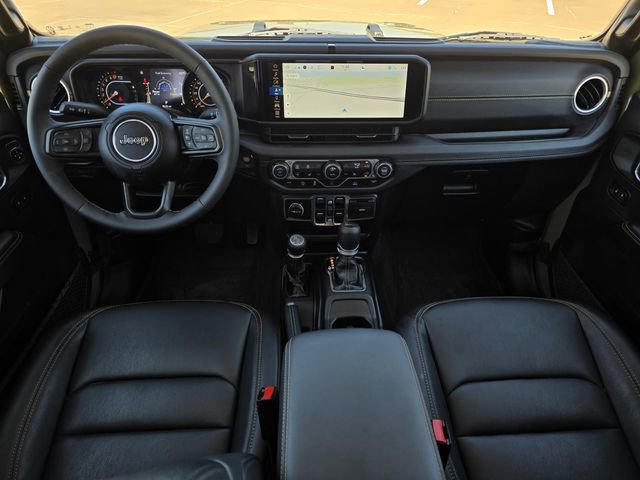 Used 2025 Jeep Gladiator Sport AWD/4WD image 11