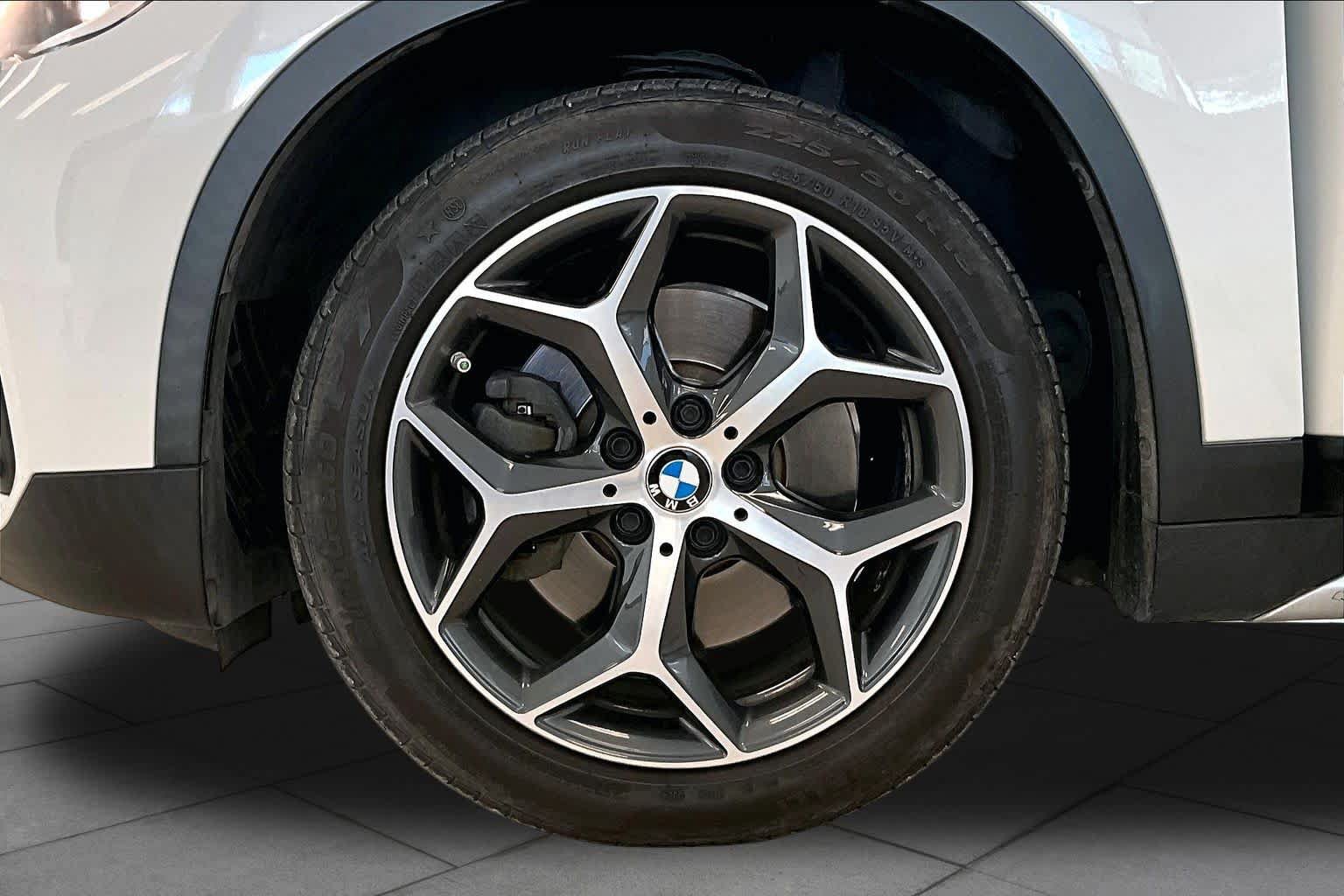 Used 2019 BMW X1 sDrive28i w/ Convenience Package FWD image 10