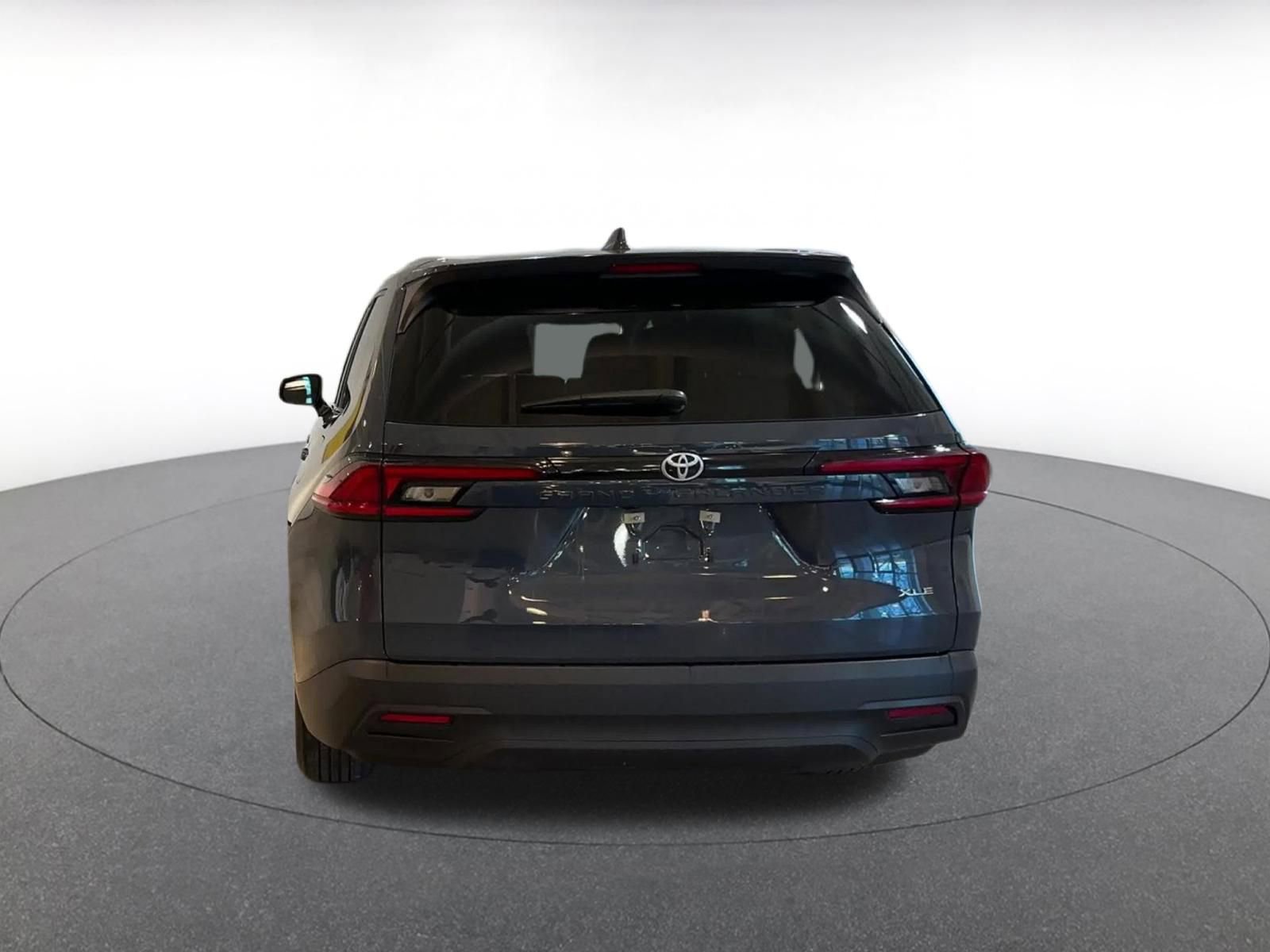 Used 2025 Toyota Grand Highlander FWD image 11