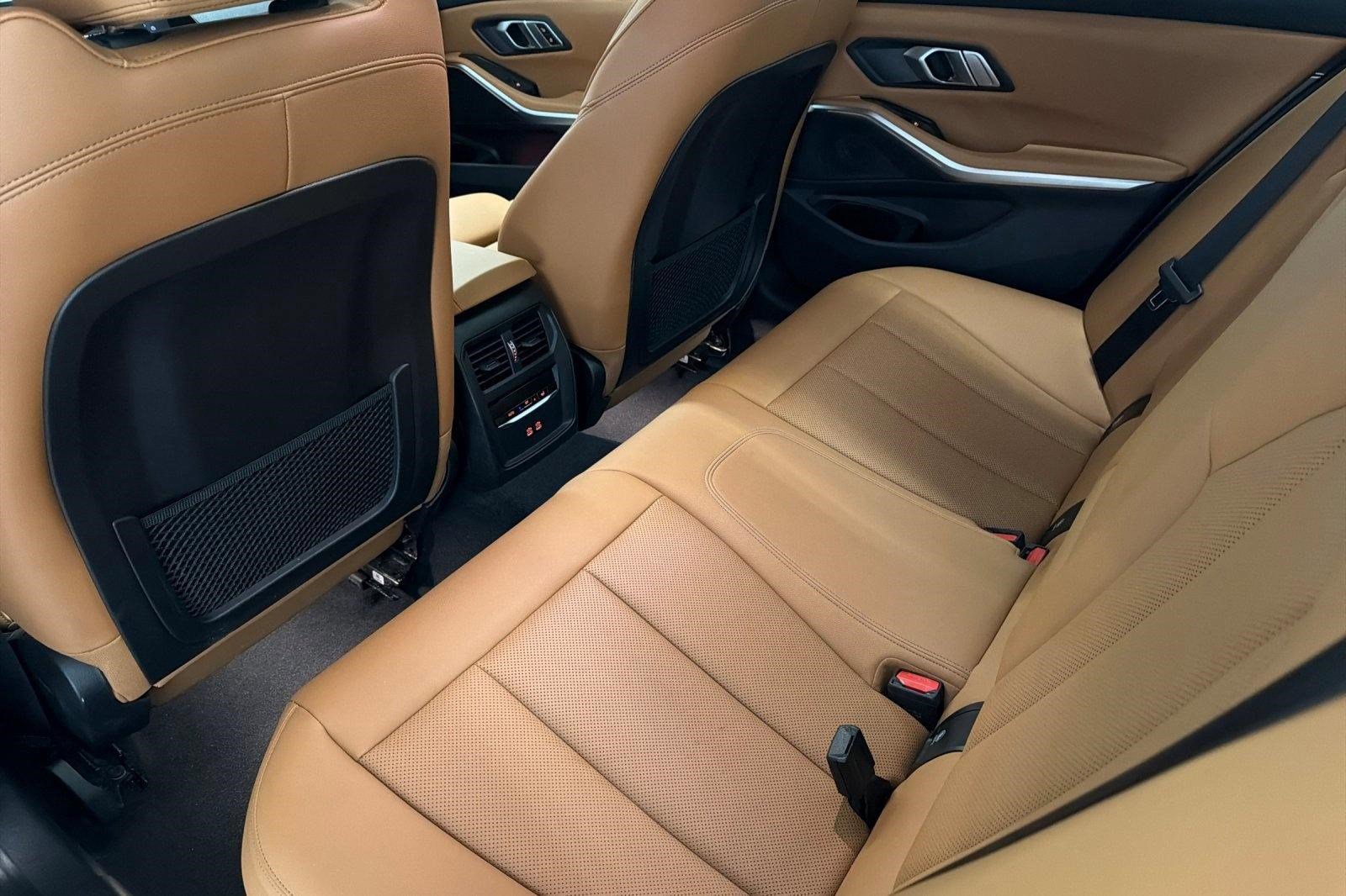 Used 2022 BMW 330e w/ Premium Package image 15