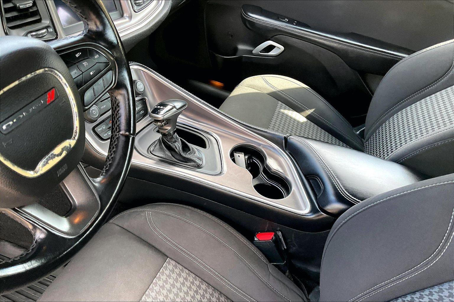 Used 2021 Dodge Challenger SXT RWD image 15