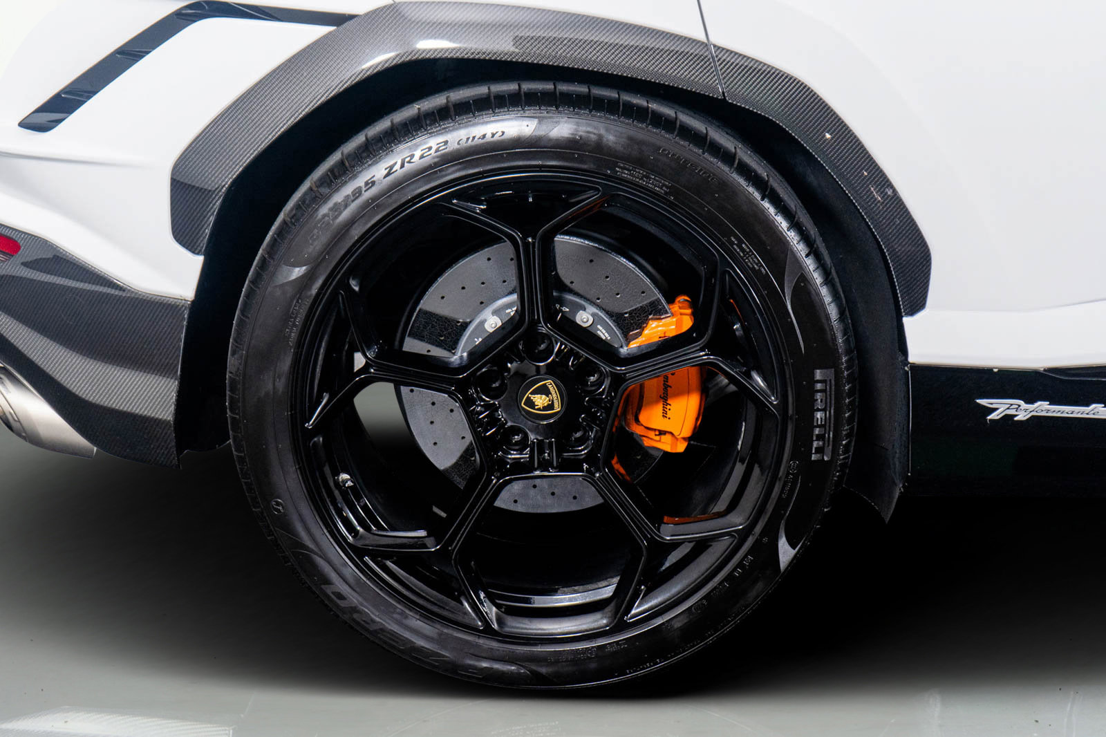 Used 2023 Lamborghini Urus Performante image 10