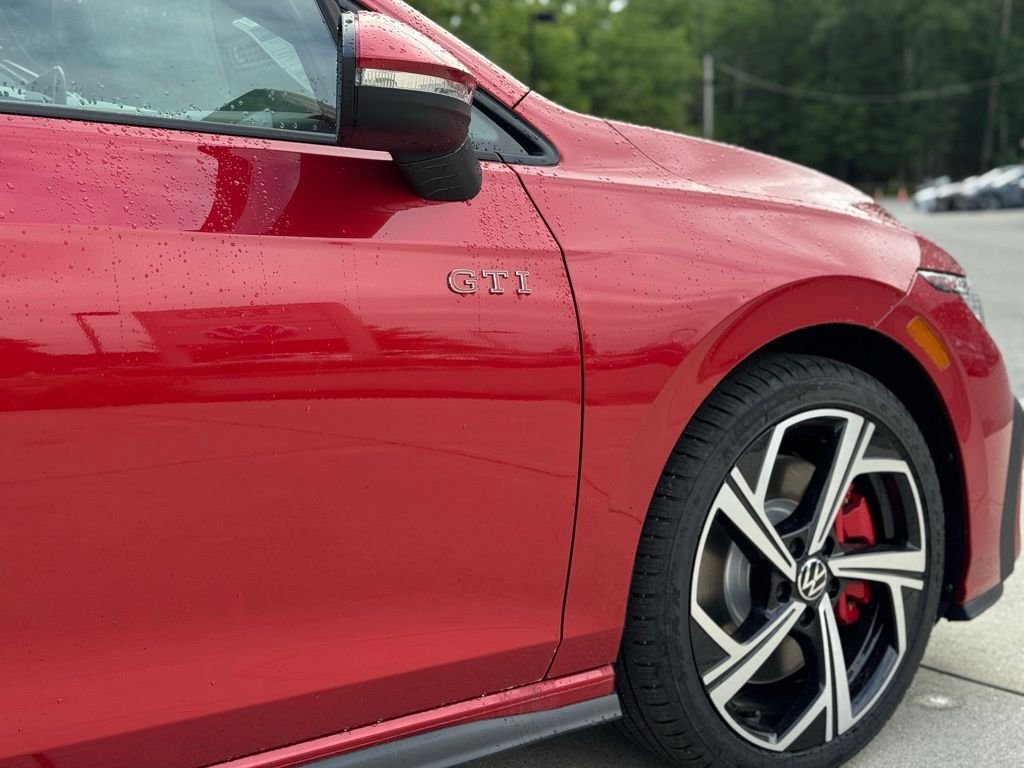 New 2025 Volkswagen GTI SE image 10