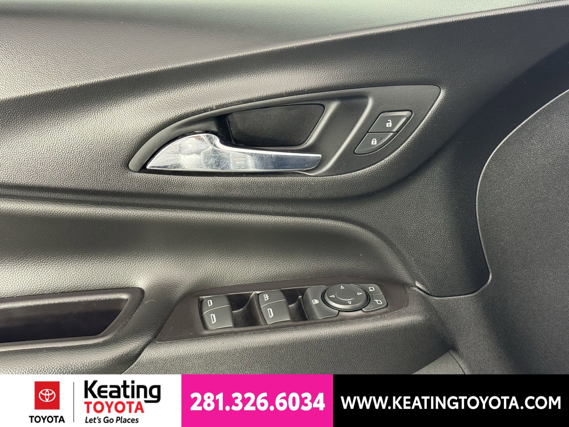 Used 2022 Chevrolet Equinox LT w/ Driver Convenience Package AWD/4WD image 12
