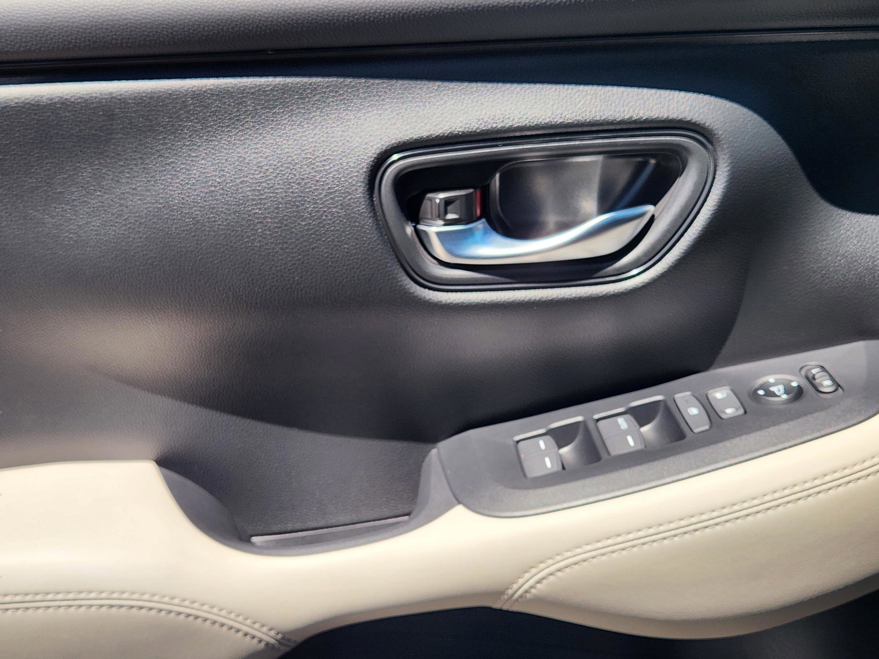 Certified 2026 Honda HR-V LX image 24