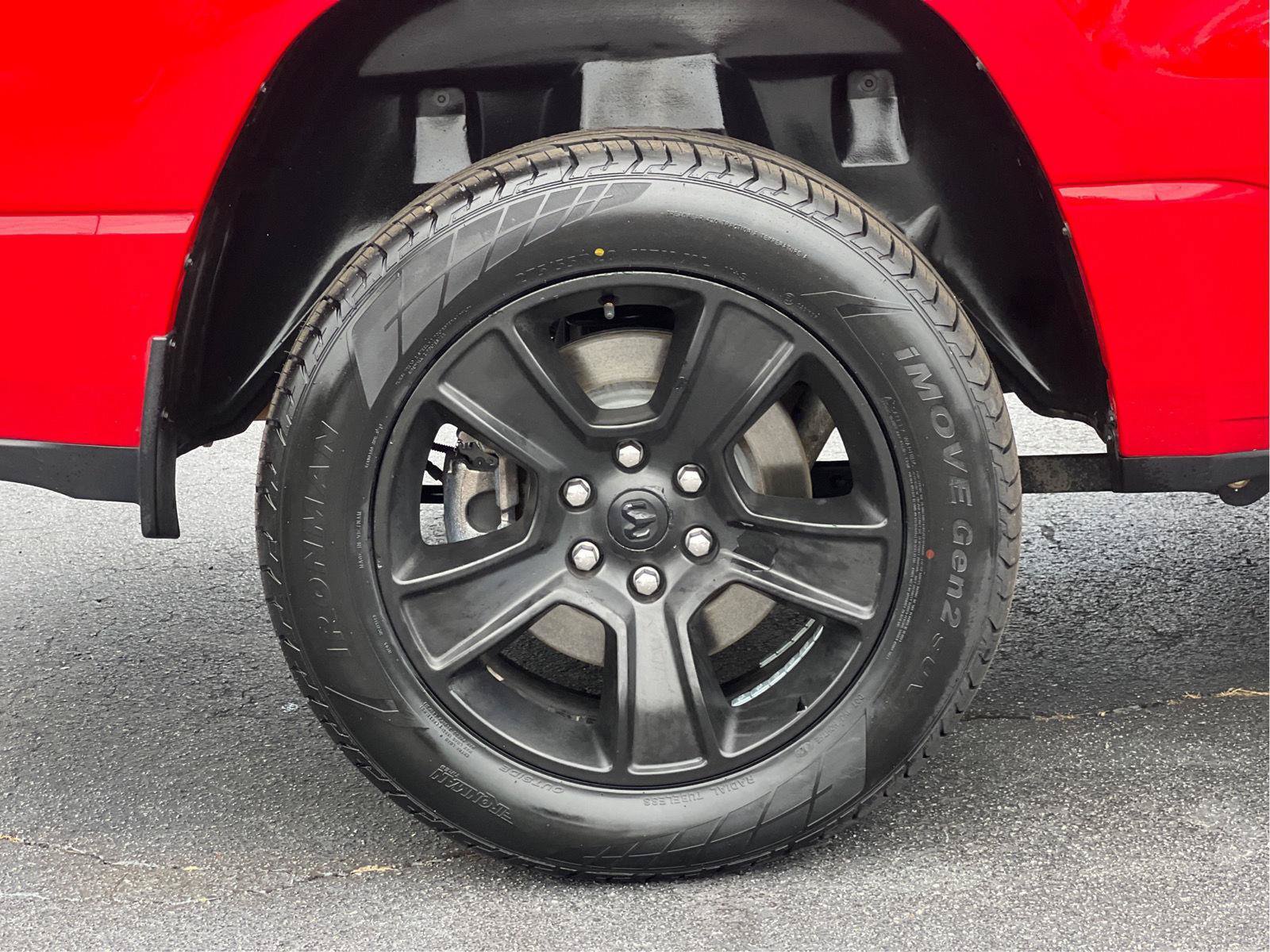 Used 2021 RAM 1500 Big Horn RWD image 25