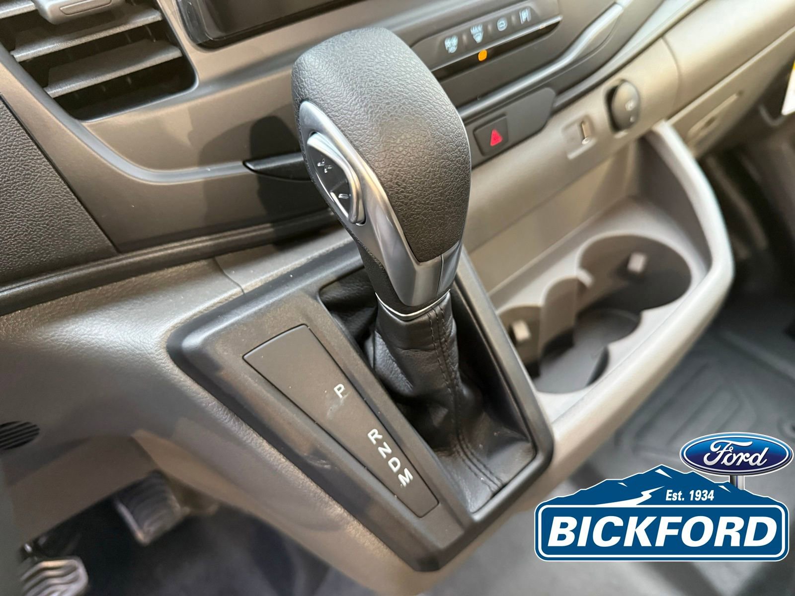 New 2026 Ford Transit 150 148 Medium Roof AWD w/ Load Area Protection Package image 18