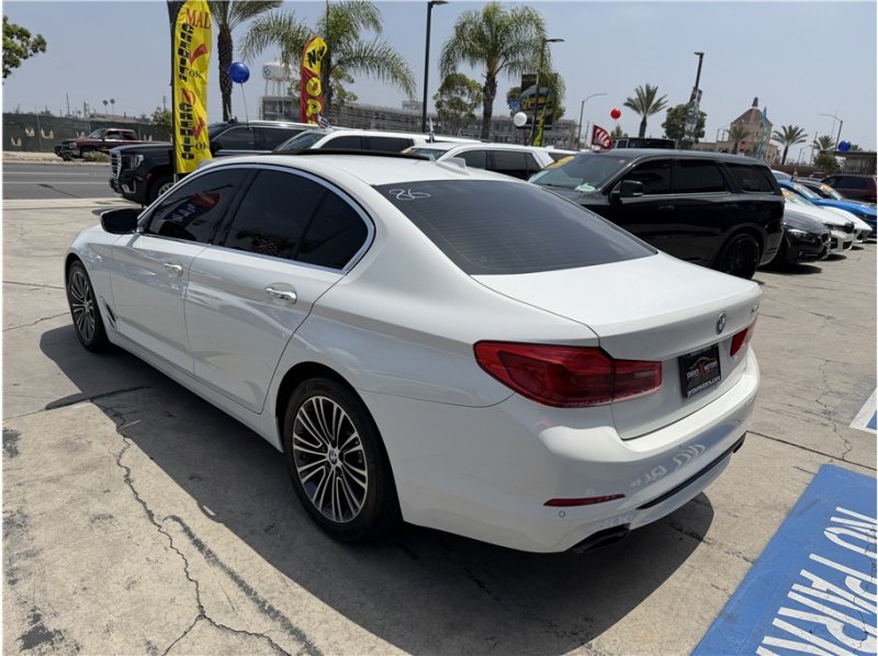 Used 2018 BMW 540i RWD image 13