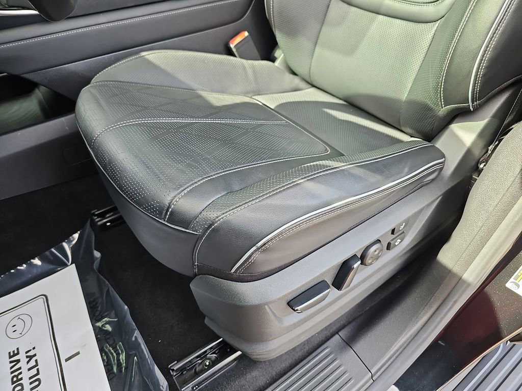 Used 2025 INFINITI QX80 Sensory image 34