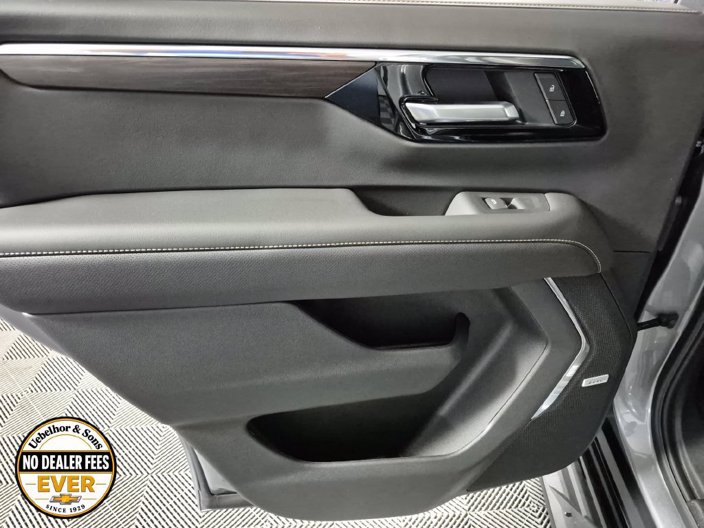 New 2027 Chevrolet Tahoe Premier w/ Sun And Tow Package AWD/4WD image 25