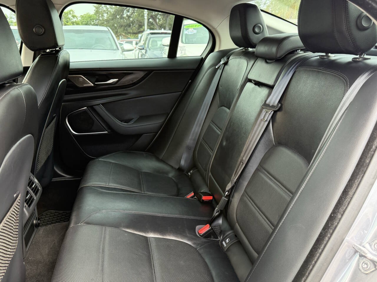 Used 2020 Jaguar XE S RWD image 21