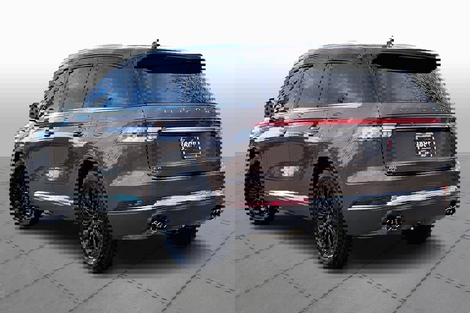 Used 2022 Lincoln Aviator Reserve w/ Elements Package Plus image 12