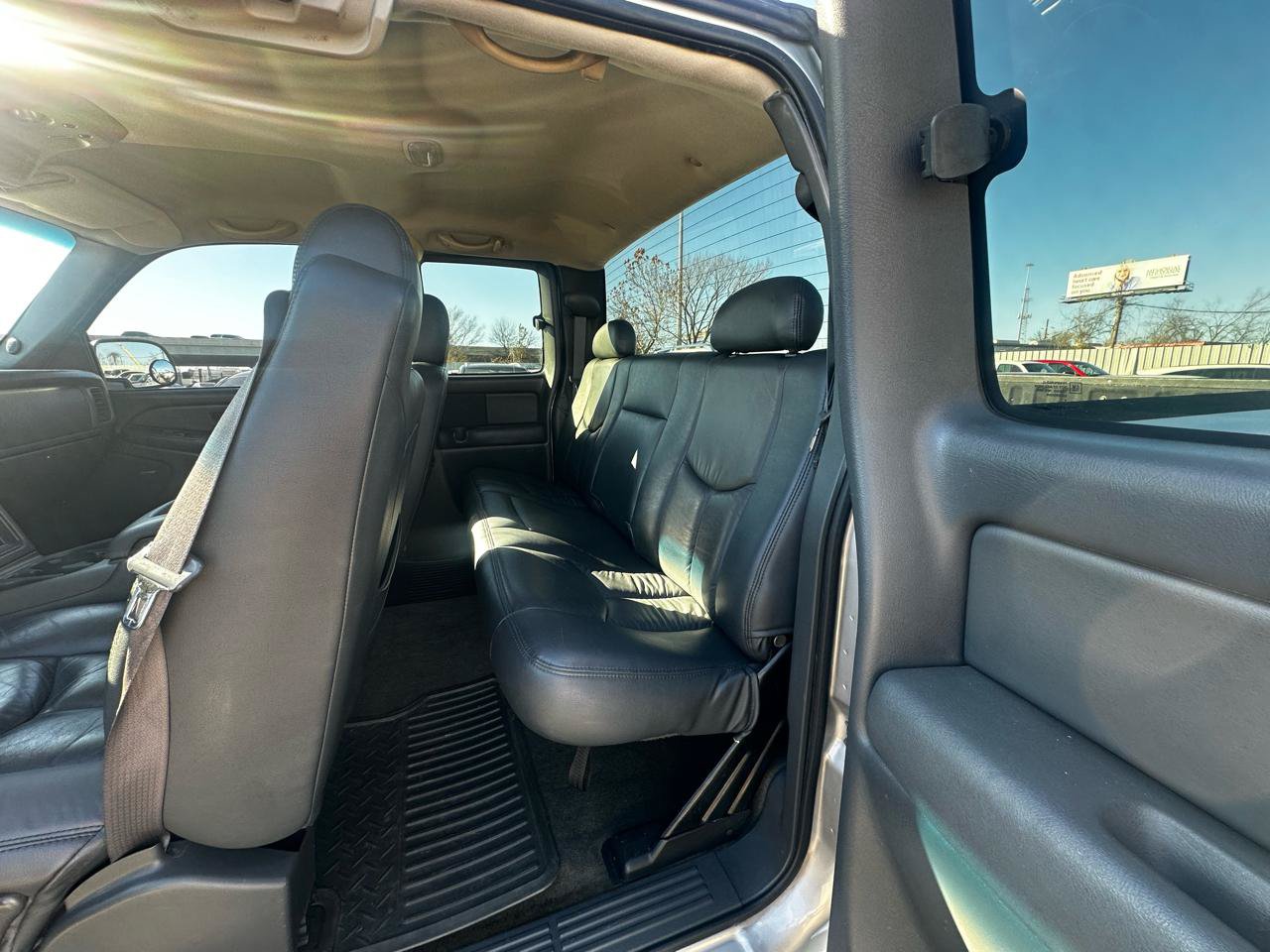 Used 2004 GMC Sierra 1500 SLE w/ Safe And Sound Package RWD image 42