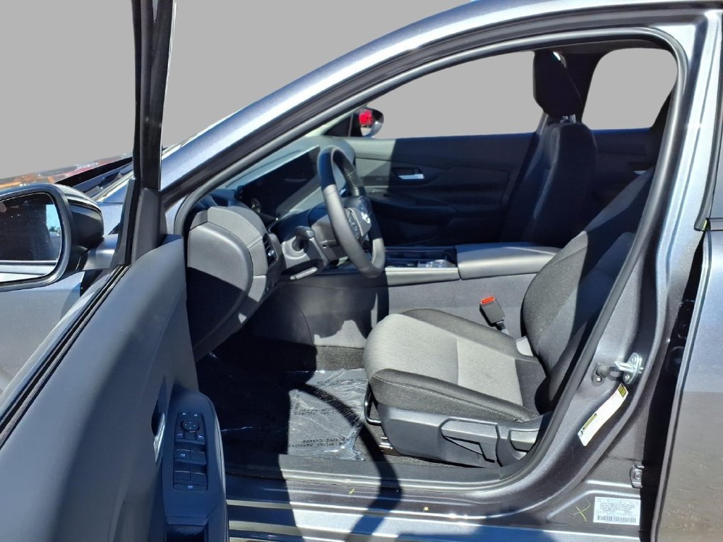 Used 2026 Nissan Sentra SV w/ SV Convenience Package FWD image 20