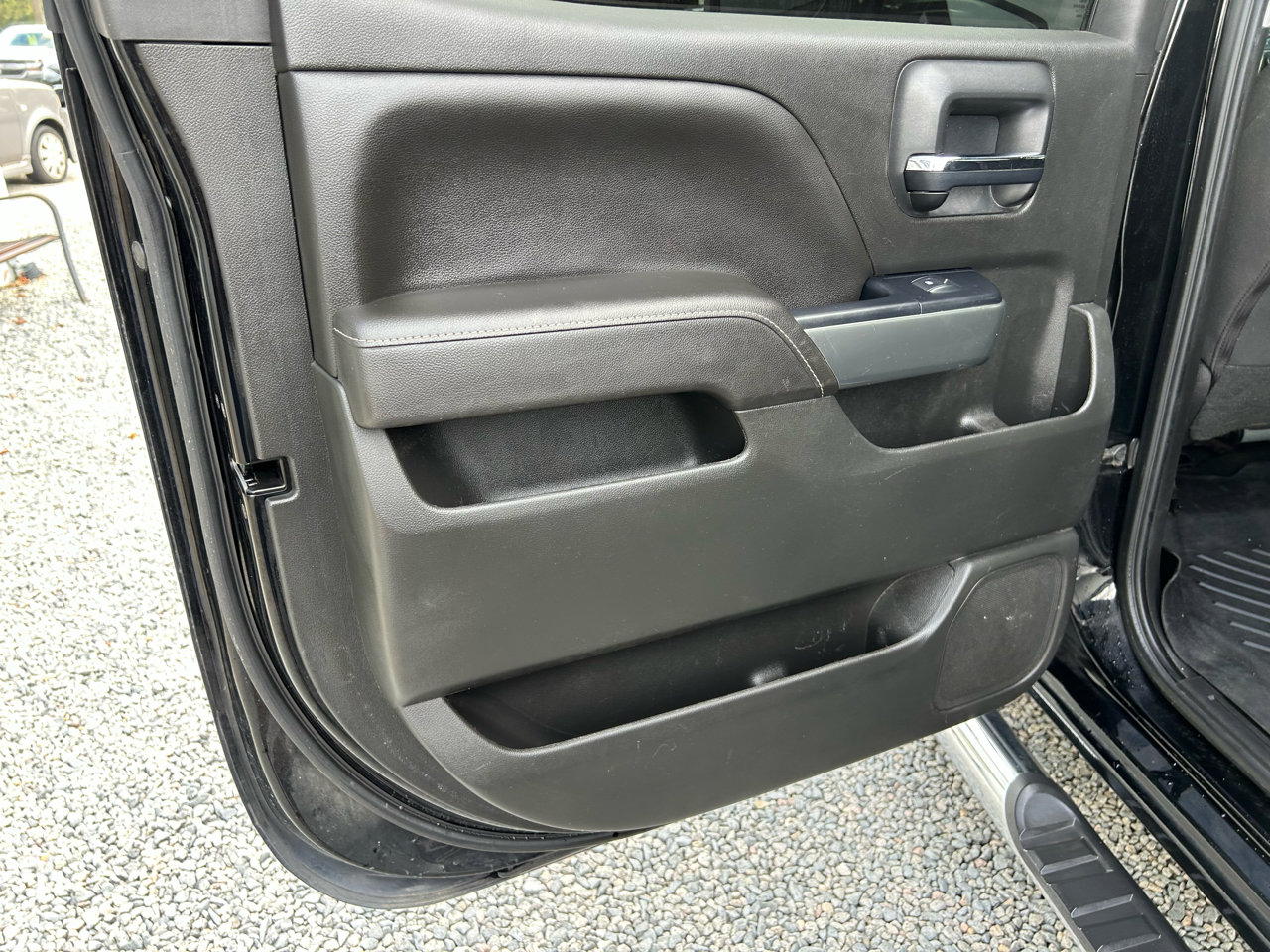 Used 2017 Chevrolet Silverado 1500 LT w/ LPO, Black Pack image 12