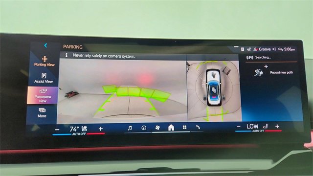 Used 2025 BMW i5 eDrive40i w/ M Sport Package image 45