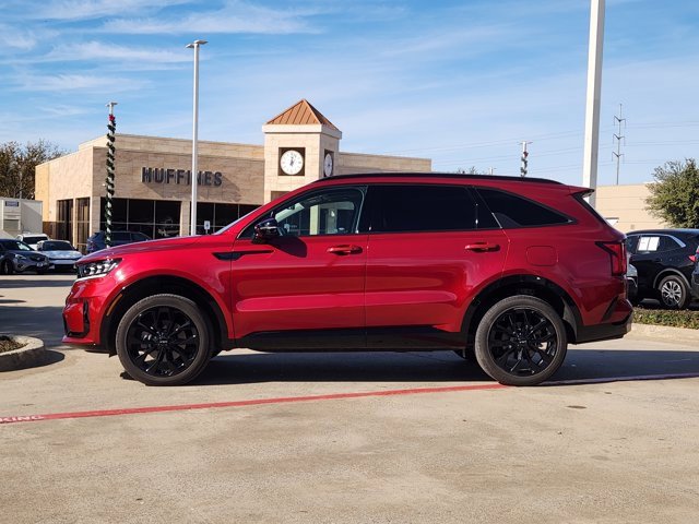 Certified 2023 Kia Sorento SX image 4