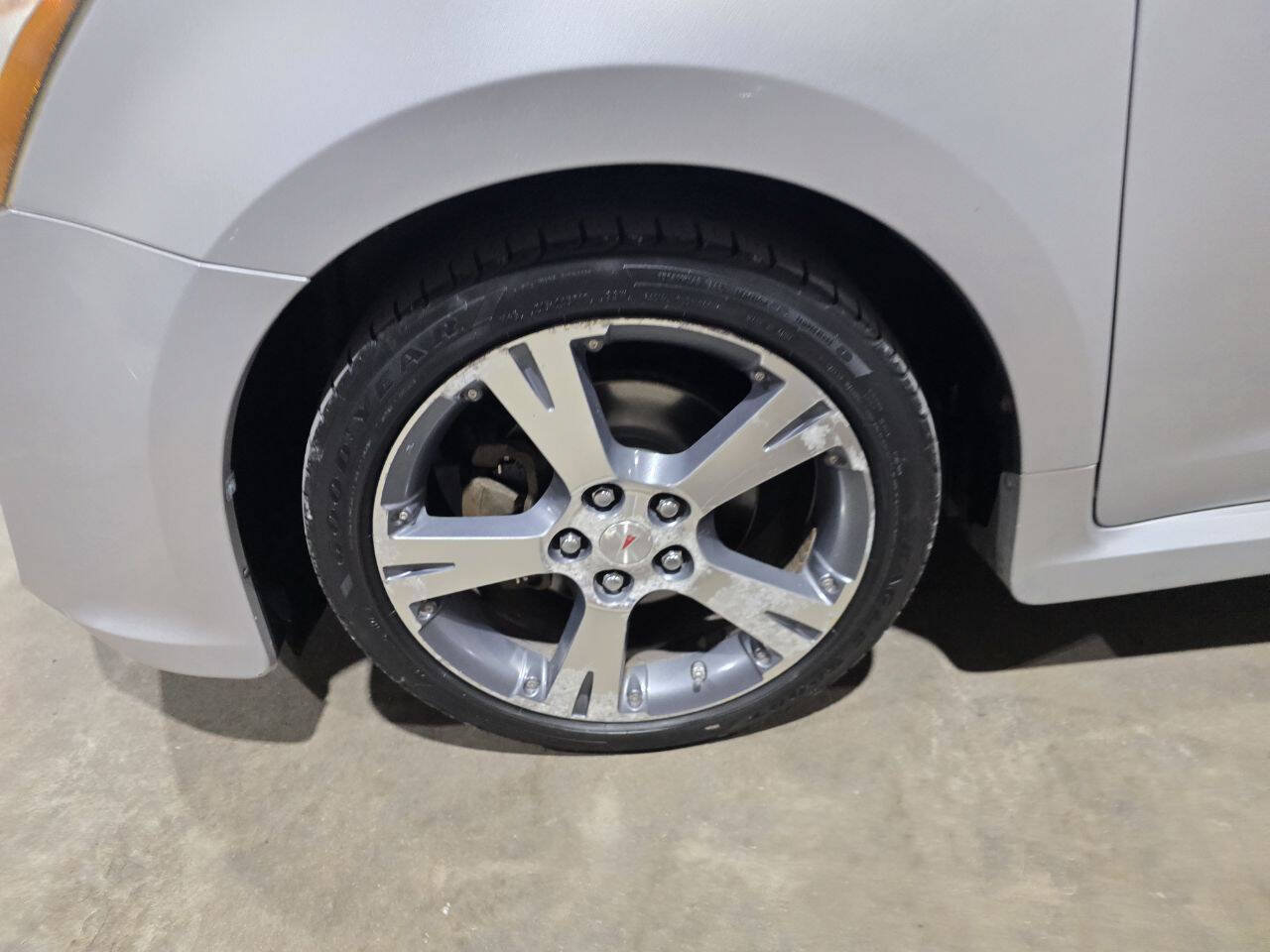 Used 2009 Pontiac Vibe GT FWD image 23