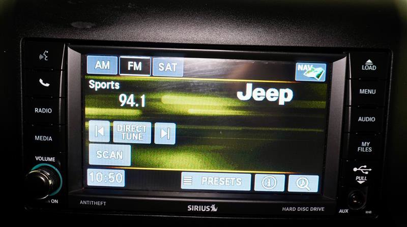 Used 2016 Jeep Wrangler Unlimited Sahara w/ Max Tow Package image 16