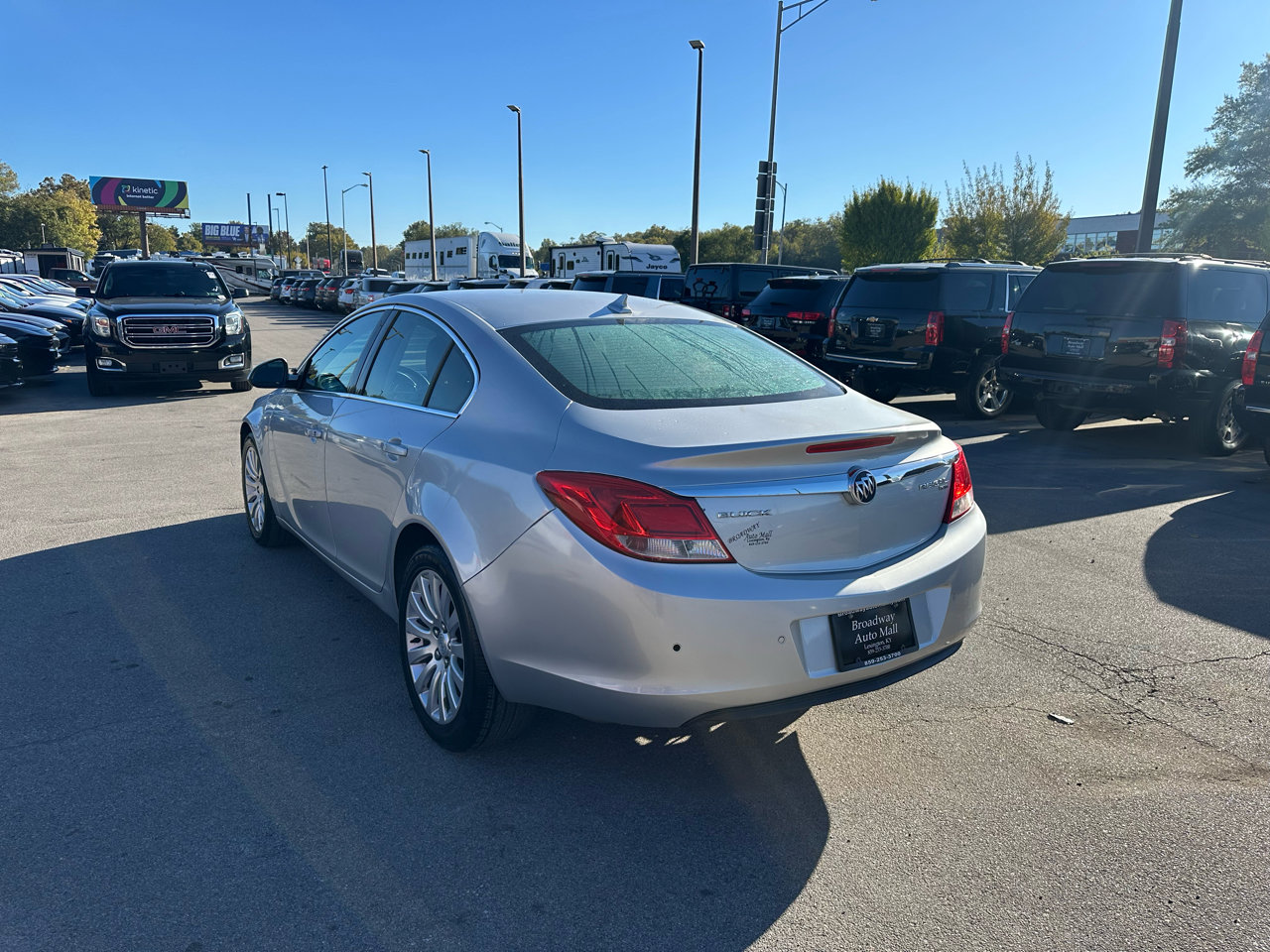 Used 2011 Buick Regal CXL w/ RL4 Preferred Equipment Group image 5