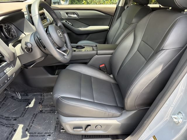 Certified 2023 Nissan Rogue SL w/ SL Premium Package FWD image 11
