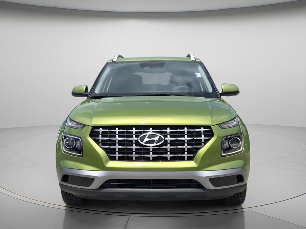 Certified 2023 Hyundai Venue SEL w/ Cargo Package FWD image 5