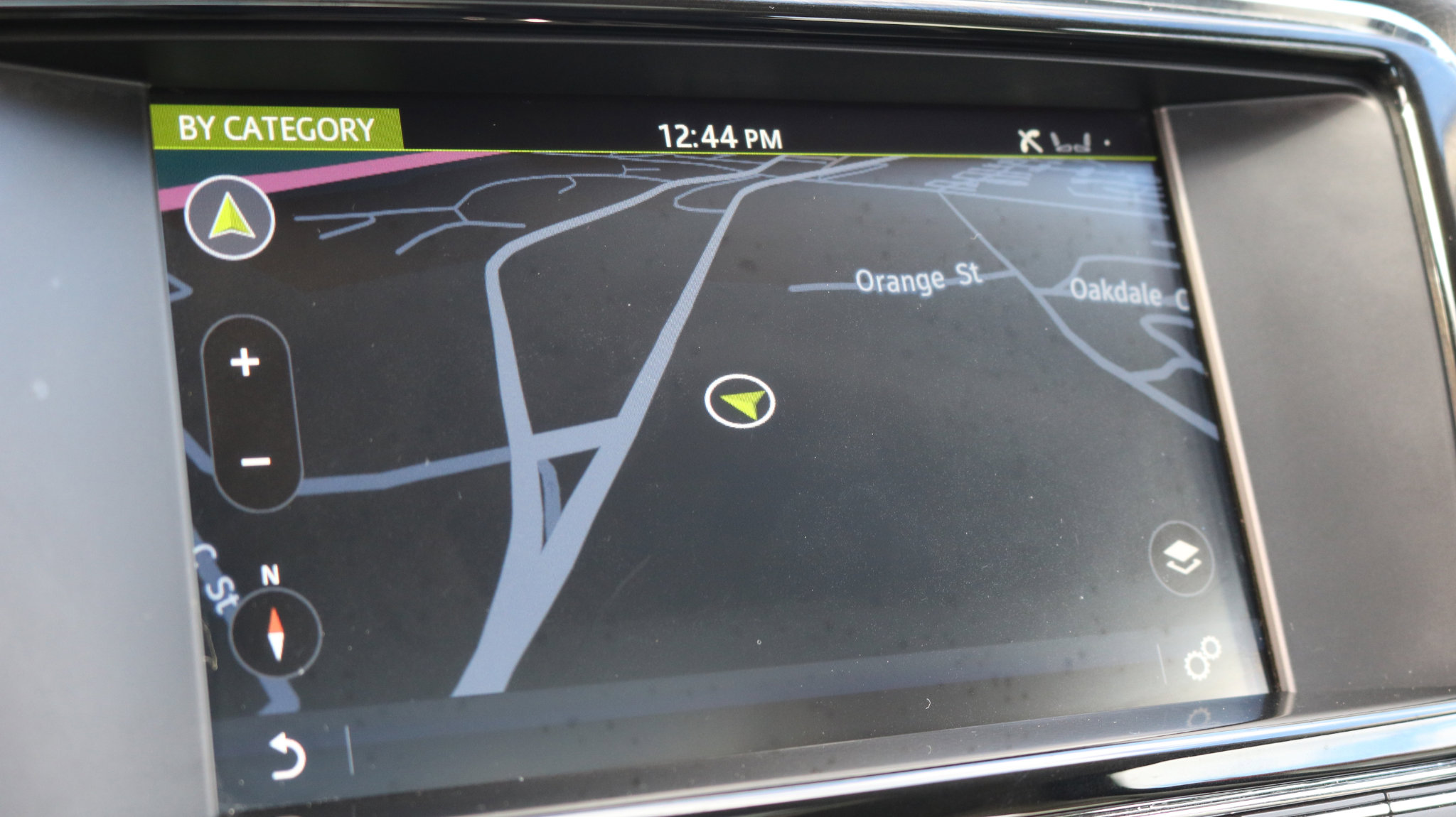 Used 2016 Jaguar XJ R-Sport image 21