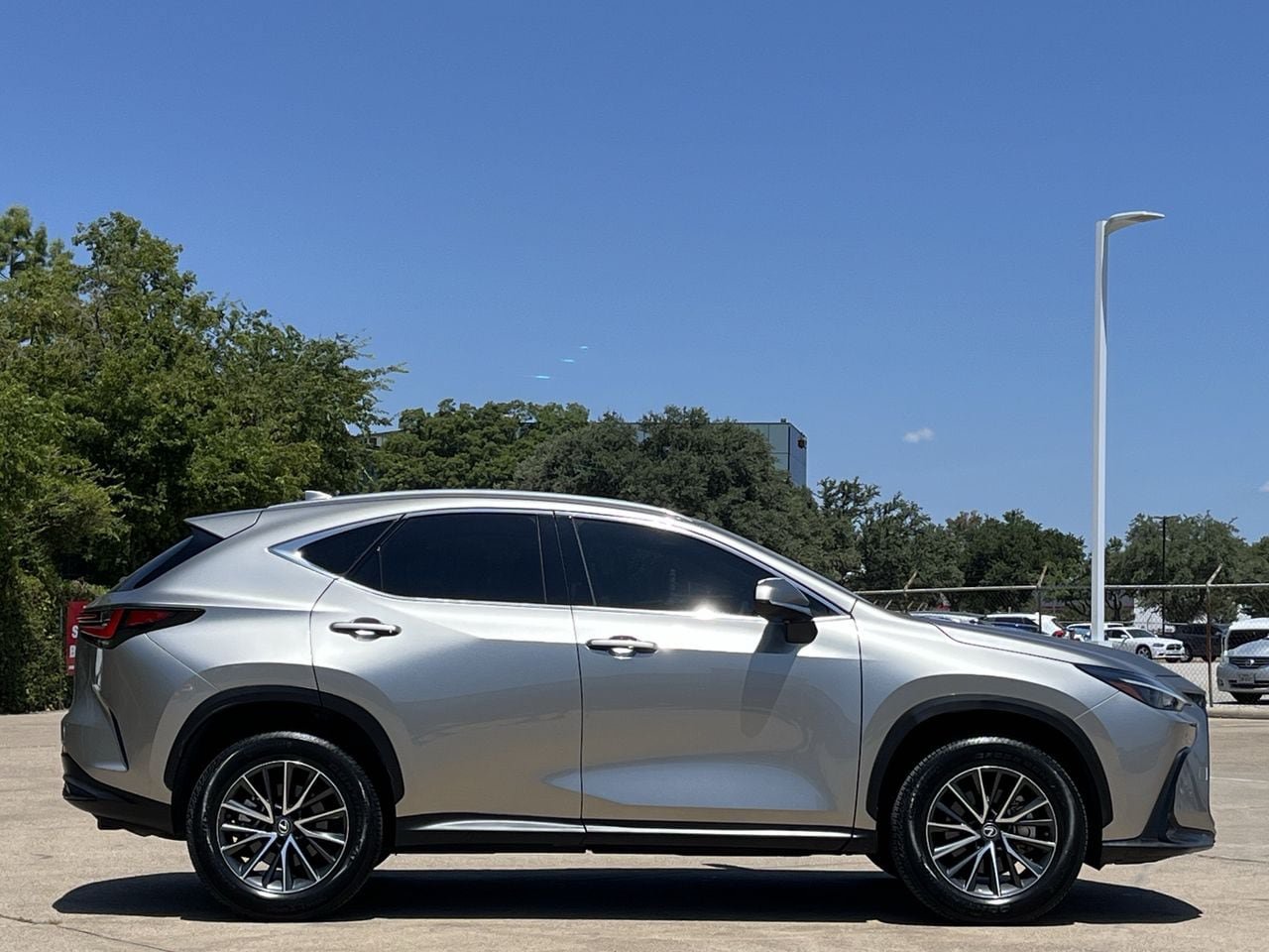 Used 2022 Lexus NX 350 AWD image 3