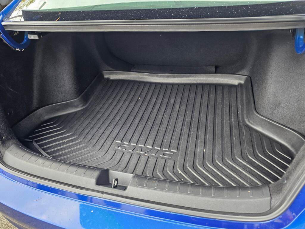 Used 2023 Honda Civic Sport image 15