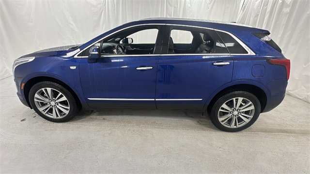 Used 2025 Cadillac XT5 Premium Luxury image 6