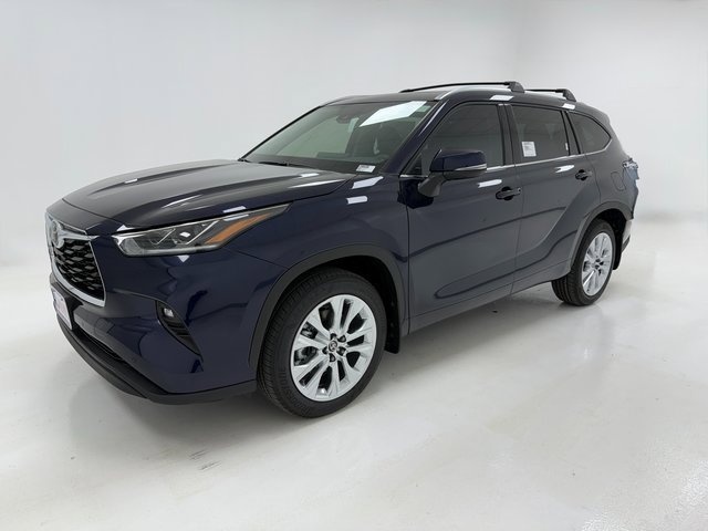New 2026 Toyota Highlander Limited image 5