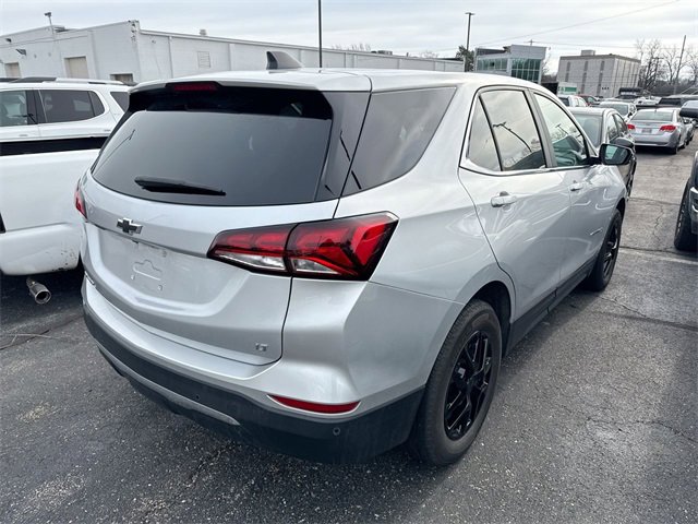 Used 2022 Chevrolet Equinox LT image 3