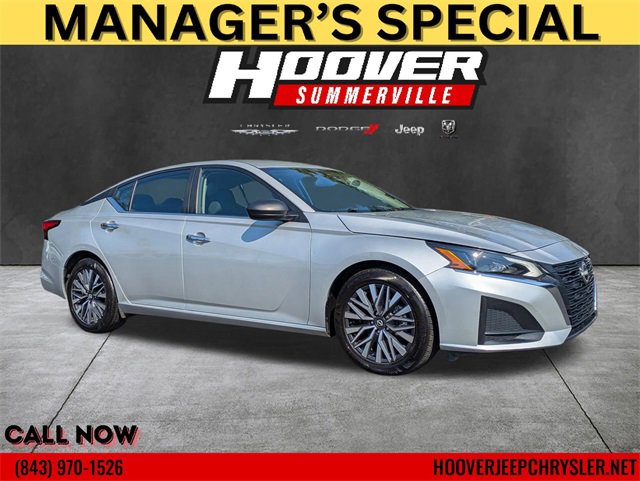 Used 2024 Nissan Altima 2.5 SV