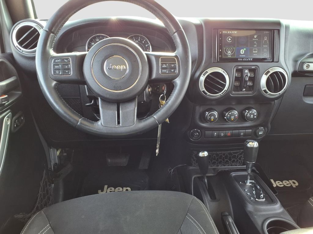 Used 2016 Jeep Wrangler Unlimited Sahara w/ Max Tow Package image 7