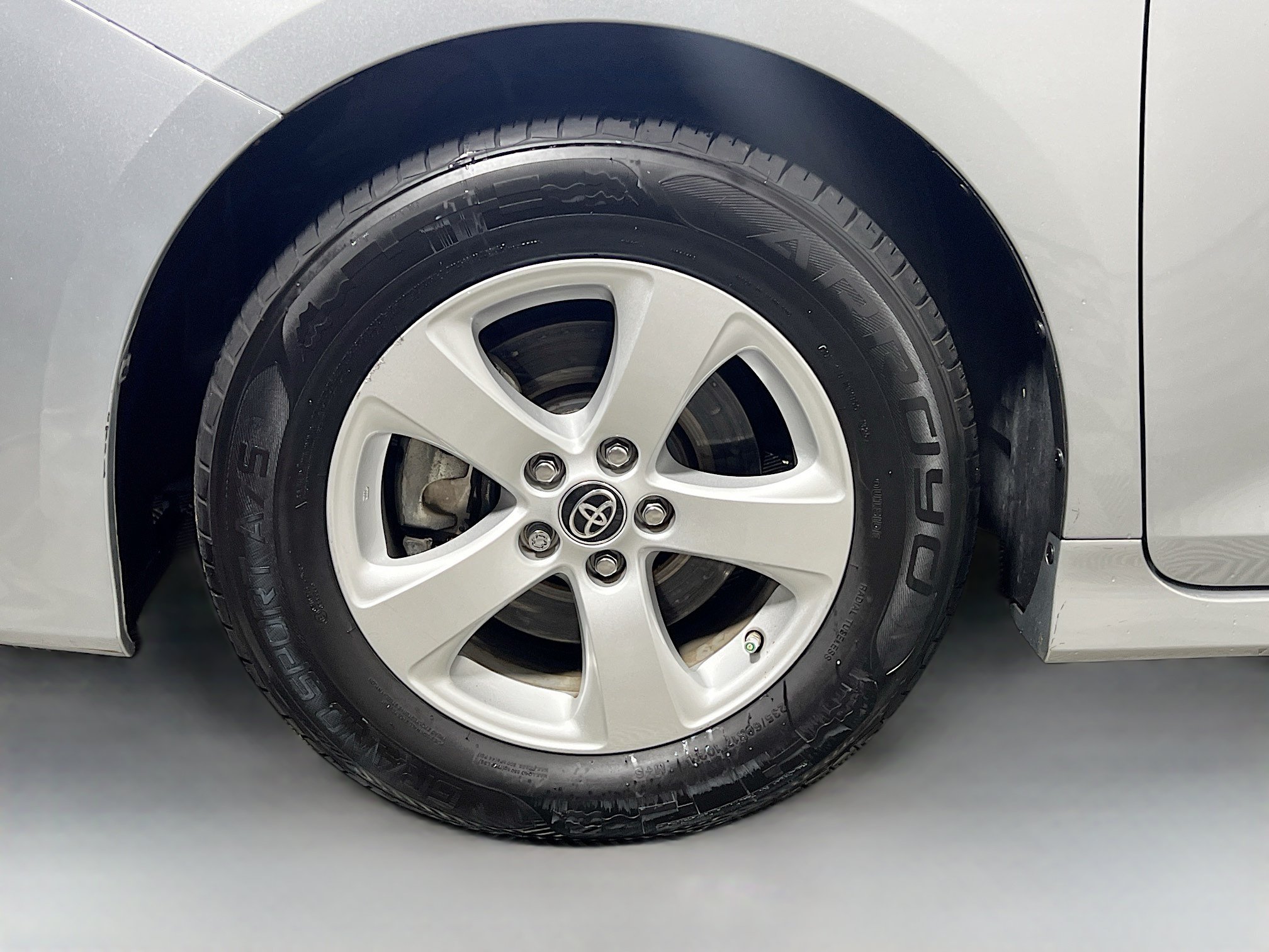 Used 2020 Toyota Sienna LE w/ LE Preferred Package FWD image 14