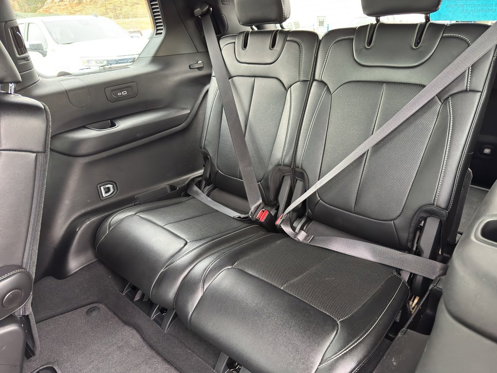 Used 2024 Jeep Grand Cherokee L Limited w/ Luxury Tech Group II image 11